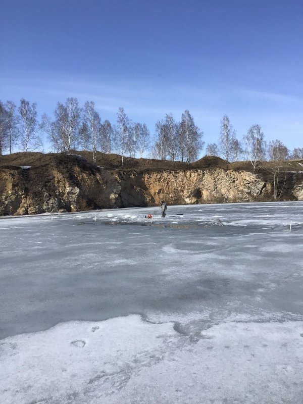 Весна на изумрудном