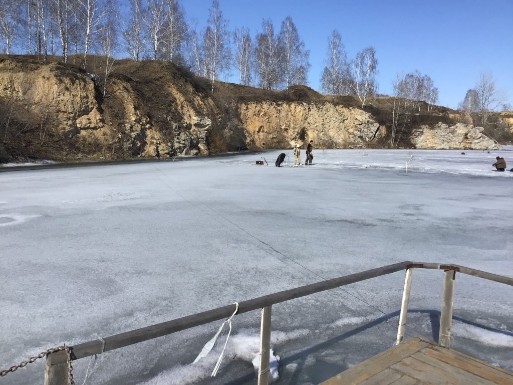 Зимняя рыбалка продолжается