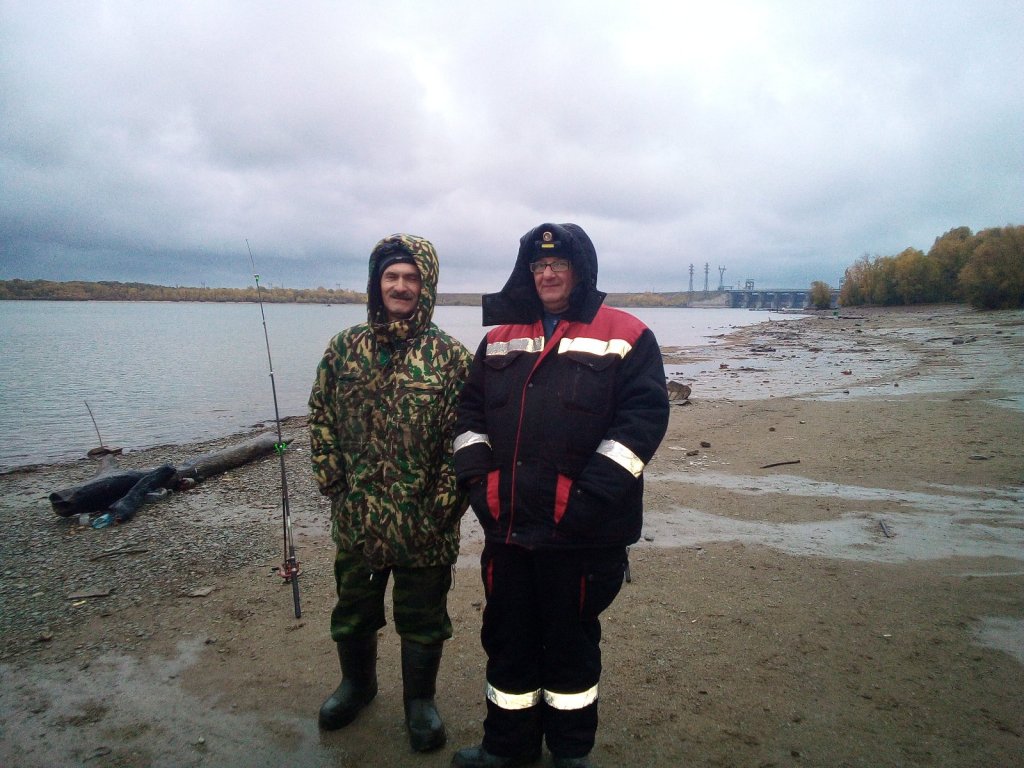 Безлюдный Обь ГЭС.
