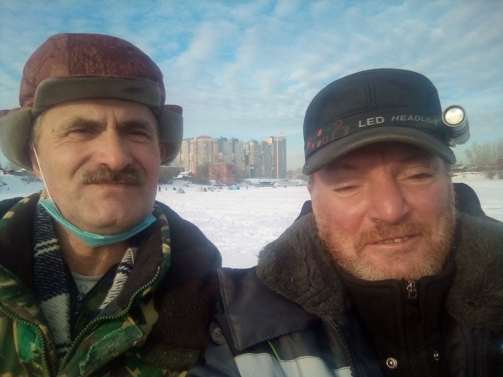 Всем Рождественский привет!