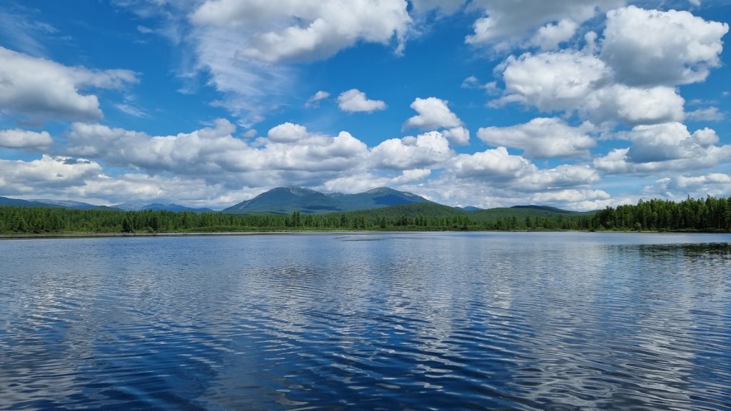 Горное озеро Тыва
