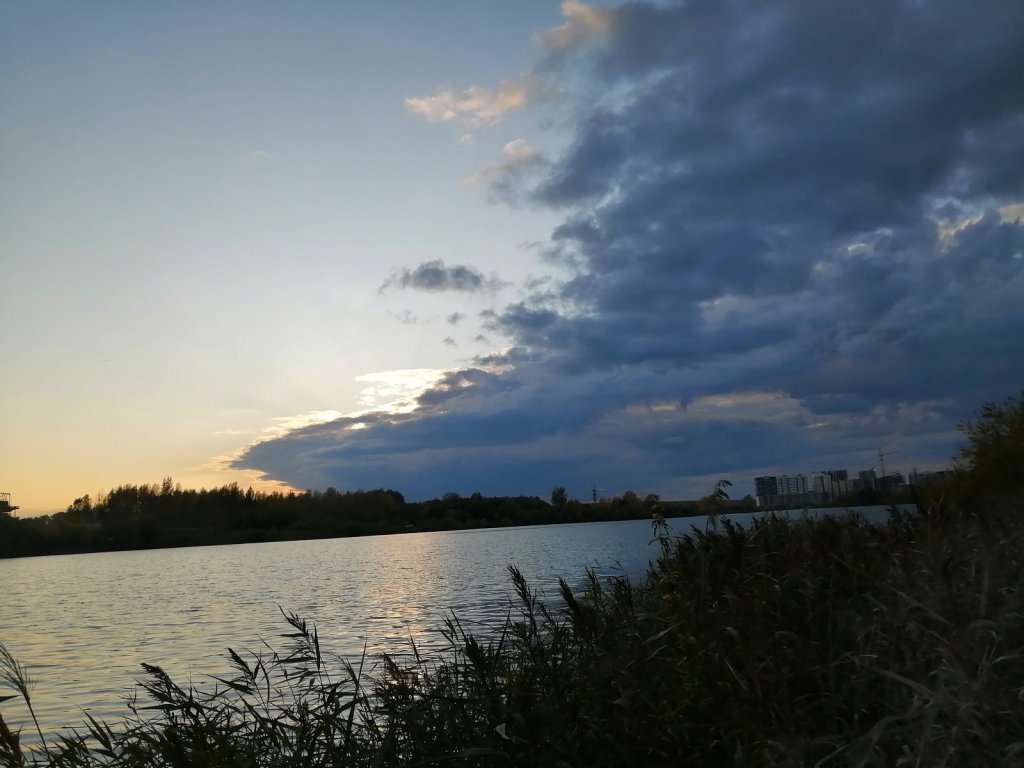 Граница циклона и антициклона.