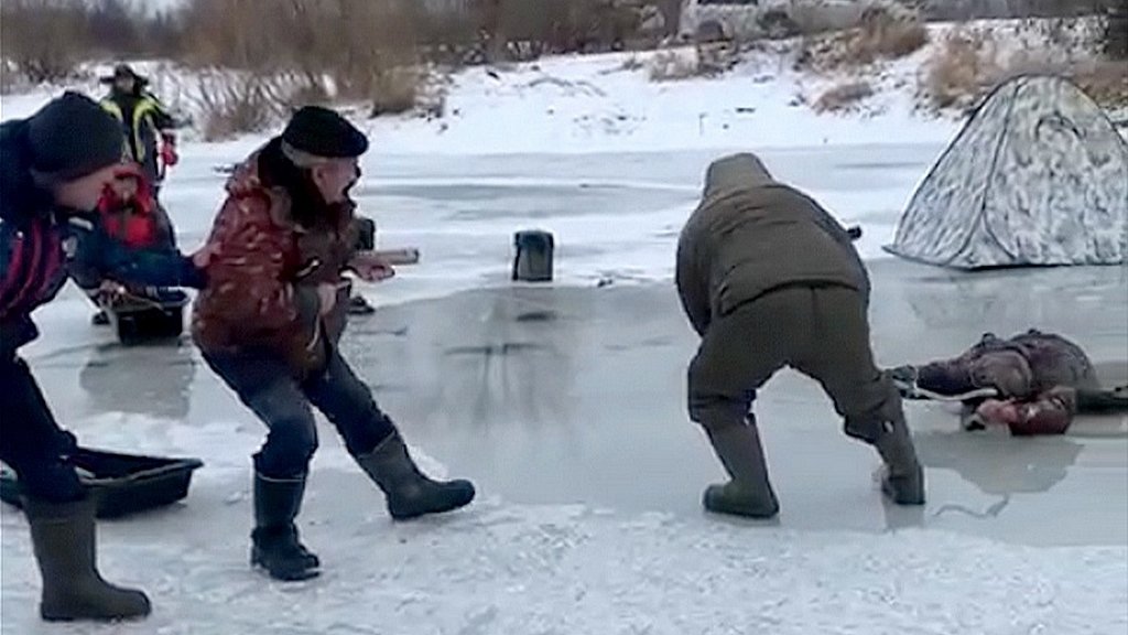 Видео «Экстремальное открытие в Колыванском районе» с комментариями МЧС НСО