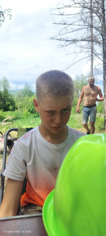 Третий сошёл