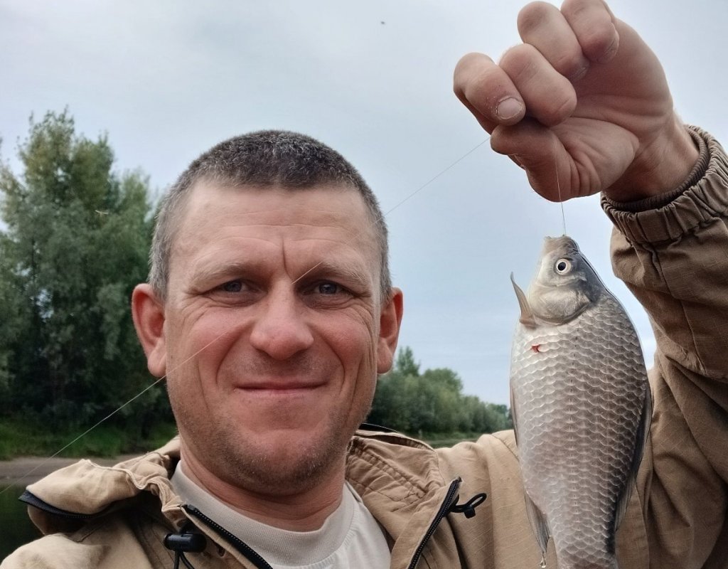 Одинокий карась