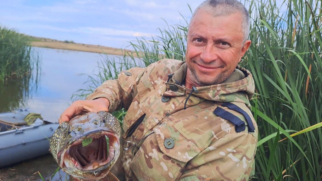 Этой щуке палец в рот не клади